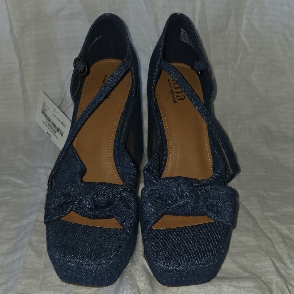(J36) A.N.A. Blue Denium Wedge Heel Shoes with Textured Design - Picture 2 of 10